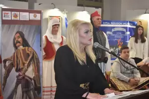 Εστία Πιερίδων Μουσών Κατερίνης – Εικαστική έκθεση των Νίτσας και Λίζας Ξανθοπούλου