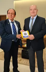 Εθιμοτυπική επίσκεψη αξιωματούχων των Lions στον Δήμαρχο Κατερίνης