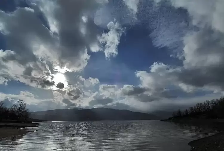 Ο καιρός σε Κατερίνη και Πιερία σήμερα Δευτέρα, 10 Μαρτίου 2025: Αίθριος με λίγες νεφώσεις