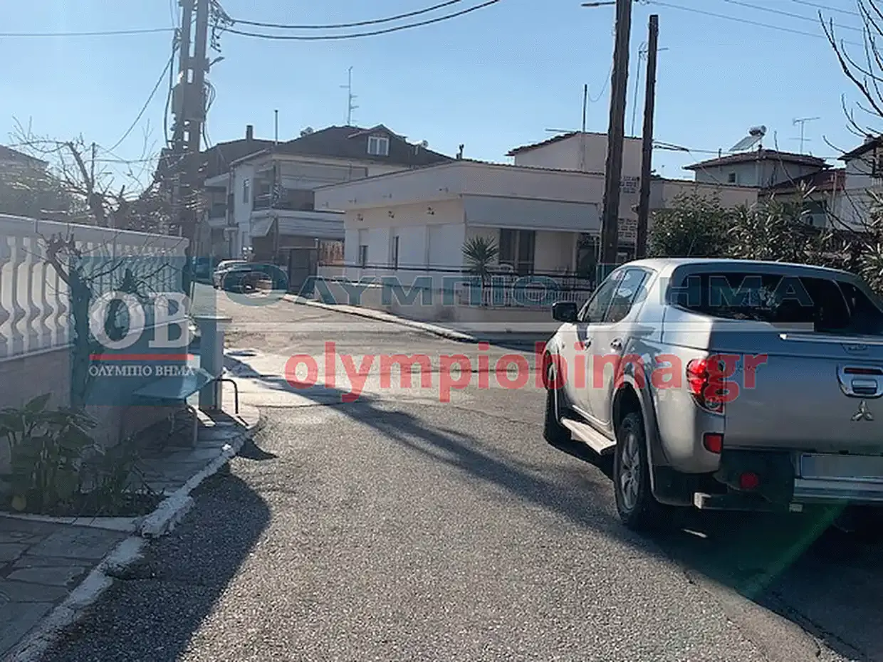 Κατερίνη: Οι κολώνες δεν υπάρχουν πιά Κατερίνη: Οι κολώνες δεν υπάρχουν πιά