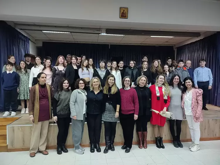 Η μαθητική συναυλία πιάνου από το Μουσικό Σχολείου Κατερίνης Η μαθητική συναυλία πιάνου από το Μουσικό Σχολείου Κατερίνης