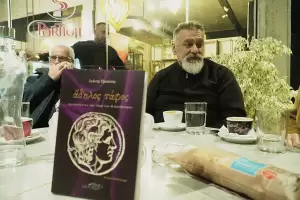 Ο Μέγας Αλέξανδρος συγκινεί ακόμα… Και ίσως ο τάφος του βρίσκεται στην Πιερική Γη… (εικόνες) Ο Μέγας Αλέξανδρος συγκινεί ακόμα… Και ίσως ο τάφος του βρίσκεται στην Πιερική Γη …