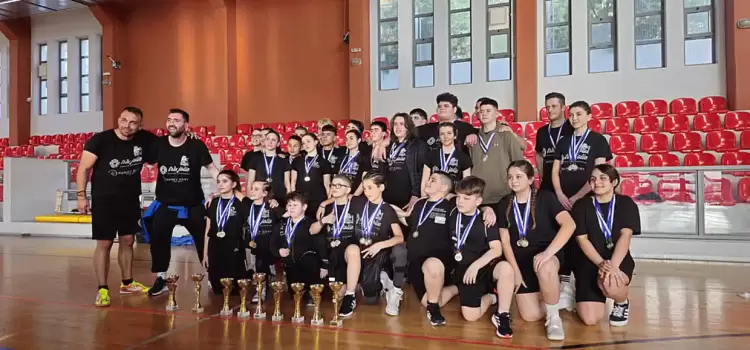 Ο Π.Α.Σ.Π. Ζευς Παγκράτης Πρωταθλητής Ελλάδος για τρίτη συνεχομένη χρονιά στο Πανελλήνιο Πρωτάθλημα Διελκυστίνδας