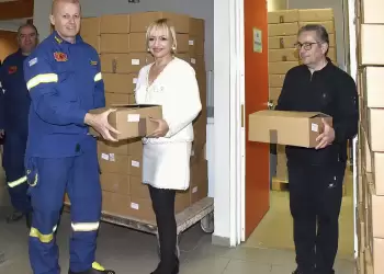 Περιφερειακή Ενότητα Πιερίας: Ισοθερμικές κουβέρτες αλουμινίου και ξηρά τροφή στην Διοίκηση Πυροσβεστικών Υπηρεσιών