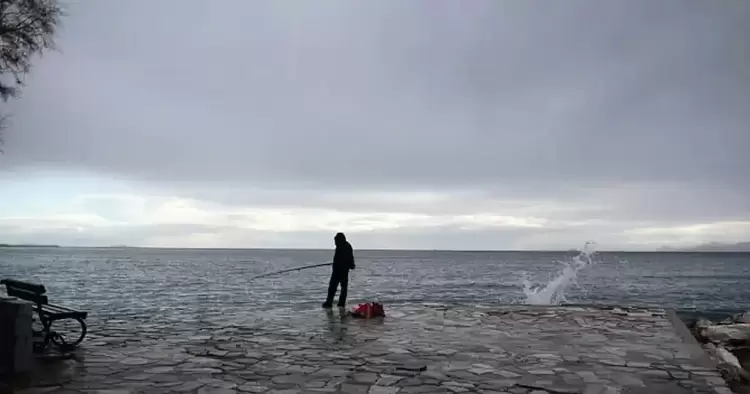 Πώς είναι ο καιρός σε Κατερίνη και Πιερία σήμερα Τετάρτη, 19 Μαρτίου 2025: Nεφώσεις με τοπικές βροχές Πώς είναι ο καιρός σε Κατερίνη και Πιερία σήμερα Τετάρτη, 19 Μαρτίου 2025: Nεφώσεις με τοπικές βροχές