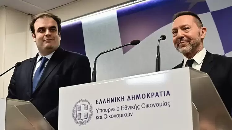 «Ποτέ ξανά μνημόνια»: Το μήνυμα Πιερρακάκη στη συνάντηση με τον Στουρνάρα «Ποτέ ξανά μνημόνια»: Το μήνυμα Πιερρακάκη στη συνάντηση με τον Στουρνάρα