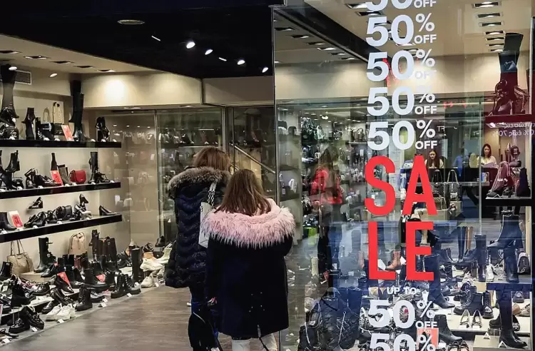 Σήμα κινδύνου εκπέμπουν οι μικρομεσαίες επιχειρήσεις