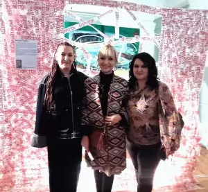 Σύλλογος Εικαστικών Καλλιτεχνών Πιερίας: Η ατομική έκθεση σύγχρονης τέχνης «Παράξενη Πόλη» Τάνια Μήλιου