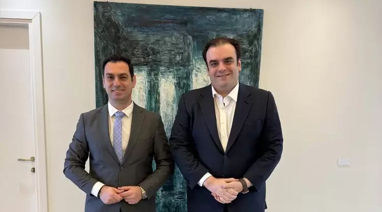 Συνάντηση του Σπύρου Κουλκουδίνα με τον Υπουργό Παιδείας κ.Πιερρακάκη για την πρόληψη και προαγωγή υγείας στα σχολεία Συνάντηση του Σπύρου Κουλκουδίνα με τον Υπουργό Παιδείας κ.Πιερρακάκη για την πρόληψη και προαγωγή υγείας στα σχολεία