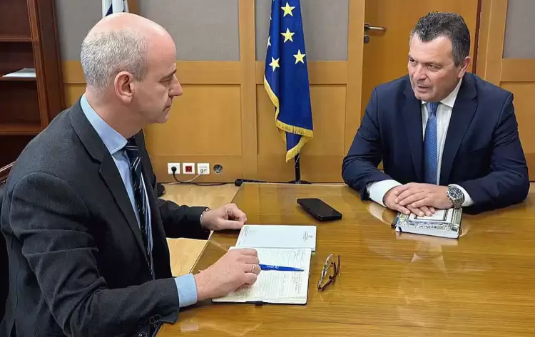 Συνάντηση Βουλευτή Πιερίας ΝΔ Φώντα Μπαραλιάκου με τον νέο Υφυπουργό Ψηφιακής Διακυβέρνησης Χρ. Μπουκώρο Συνάντηση Βουλευτή Πιερίας ΝΔ Φώντα Μπαραλιάκου με τον νέο Υφυπουργό Ψηφιακής Διακυβέρνησης Χρ. Μπουκώρο