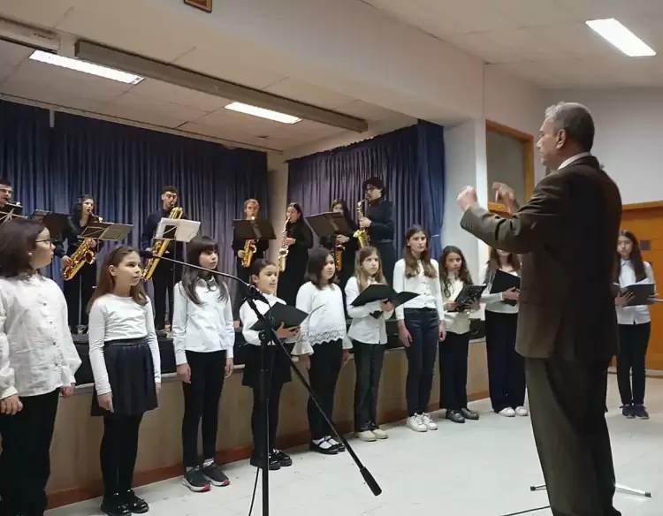 Συναυλία SAX NOUVEAU & Παιδικής Χορωδίας Δημοτικού Ωδείου Κατερίνης Συναυλία Sax Nouveau & Παιδικής Χορωδίας Δημοτικού Ωδείου Κατερίνης