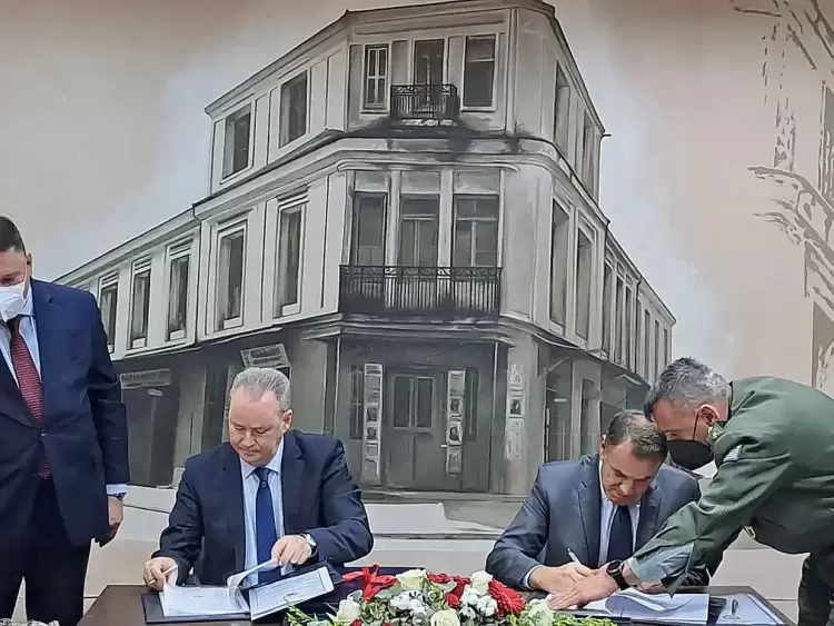 Τα εγκαταλελειμμένα στρατόπεδα της Κατερίνης πυροδότησαν  …την σχέση Κουκοδήμου – Ντούμου