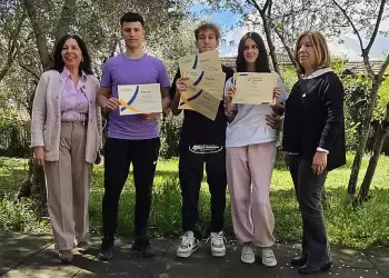 Θερμά Συγχαρητήρια στους μαθητές μας που διακρίθηκαν Πανελλήνια στο σχολικό γύρο της Οικονομικής Ολυμπιάδας!