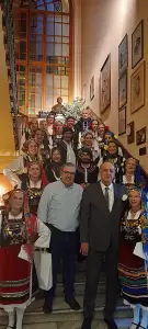 Η Χορευτική Ομάδα της Θρακικής Εστίας Κατερίνης στο Ζωγράφειο Λύκειο στην Κωνσταντινούπολη