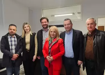 Συνάντηση της Βουλευτού Άννας Μάνη με το νεοεκλεγέν ΔΣ της Νομαρχιακής Επιτροπής Πιερίας του ΤΕΕ/ΤΚΜ και του Συλλόγου Διπλωματούχων Μηχανικών Ν. Πιερίας Συνάντηση της Βουλευτού Άννας Μάνη με το νεοεκλεγέν ΔΣ της Νομαρχιακής Επιτροπής Πιερίας του ΤΕΕ/ΤΚΜ και του Συλλόγου Διπλωματούχων Μηχανικών Ν. Πιερίας