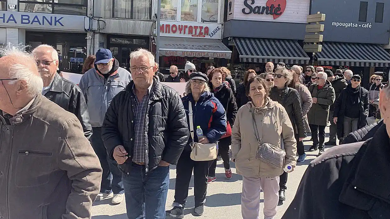 Σε απεργιακό κλοιό η Κατερίνη (εικόνες & βίντεο) Απεργία σήμερα Τετάρτη 9 Απριλίου 2025 – Οι συγκεντρώσεις στην Κατερίνη (