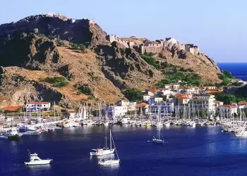 Άρχισαν οι εκδρομές στη Λήμνο