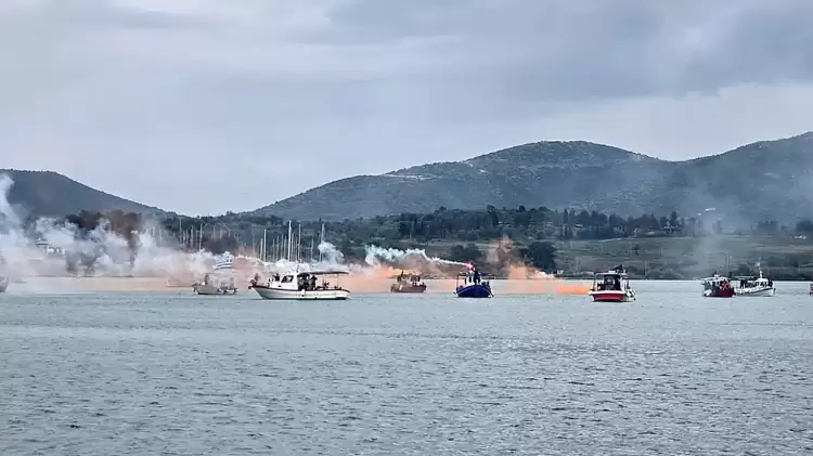 Διαμαρτυρίες επαγγελματιών ψαράδων με κινητοποιήσεις σε όλη την Ελλάδα κατά του νέου νομοσχεδίου για τις ζυγαριές