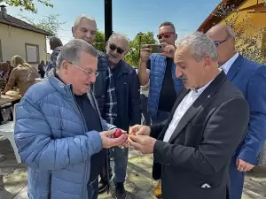 Δήμος Κατερίνης: Αναβίωσε το έθιμο των «αυγομαχιών» στον Άνω Άγιο Ιωάννη