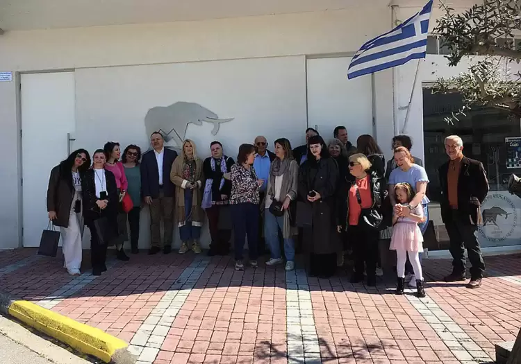 Δημοσιογράφοι και Επαγγελματίες του Τουρισμού στη Μόνιμη Παλαιοντολογική Έκθεση του Μαστόδοντα Νεοκαισάρειας