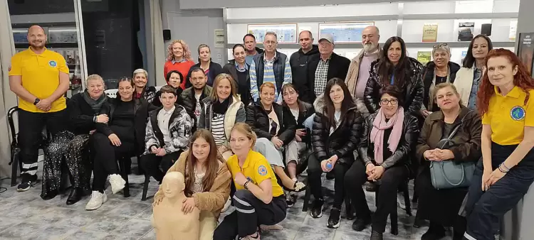 Δράση Ενημέρωσης για Πρώτες Βοήθειες σε Σωματείο Επαγγελματιών και Πολίτες από τη Διασωστική Ομάδα Πιερίας