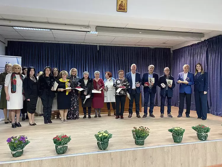 Εκπαιδευτικός – Μια Ζωή Προσφοράς και Δημιουργίας