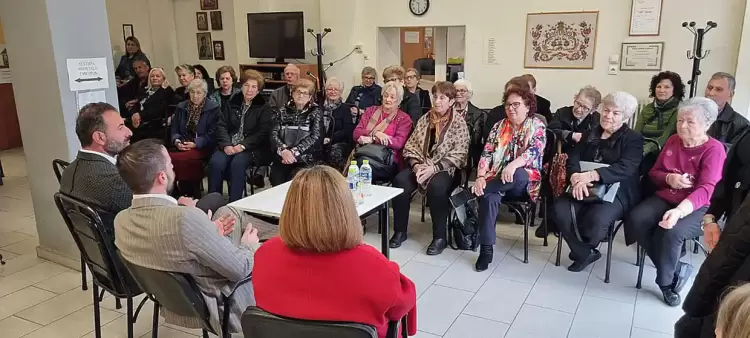 Ενημερωτική ομιλία για τον σακχαρώδη διαβήτη στο Α΄ΚΑΠΗ Κατερίνης Ενημερωτική ομιλία για τον σακχαρώδη διαβήτη στο Α΄ΚΑΠΗ Κατερίνης