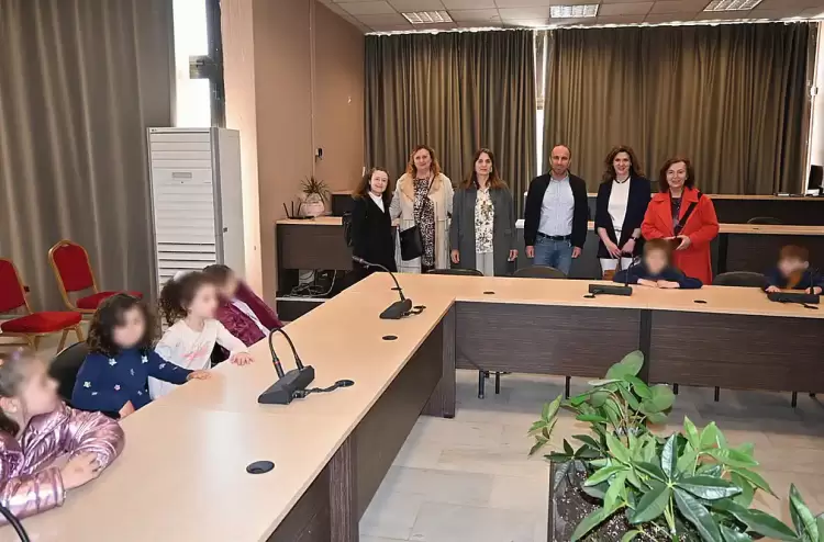 Επίσκεψη Νηπιαγωγείων στον Δήμο Κατερίνης Επίσκεψη Νηπιαγωγείων στον Δήμο Κατερίνης