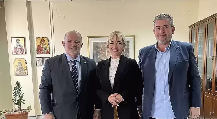 Επίσκεψη του Προέδρου της ΓΣΕΒΕΕ και της ΠΟΕΣΕ στον Πρόεδρο του Επιμελητηρίου Πιερίας Επίσκεψη του Προέδρου της ΓΣΕΒΕΕ και της ΠΟΕΣΕ στον Πρόεδρο του Επιμελητηρίου Πιερίας