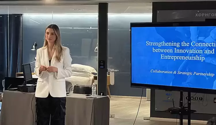 Άννα Τζήκα - Περιφερειακή Σύμβουλος: Οι Νέοι Μιλούν Ψηφιακά, Δρουν Τοπικά