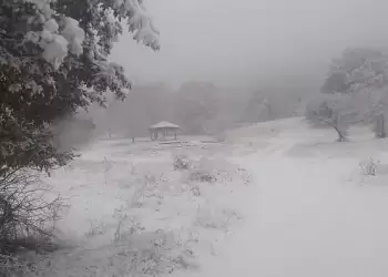 Καιρός: Χιονίζει σε Κοζάνη, Καστοριά, Σέρρες και Χορτιάτη, παγετός μέχρι την Πέμπτη – Κλειστά σχολεία σε Φλώρινα, Πρέσπες και Αμύνταιο