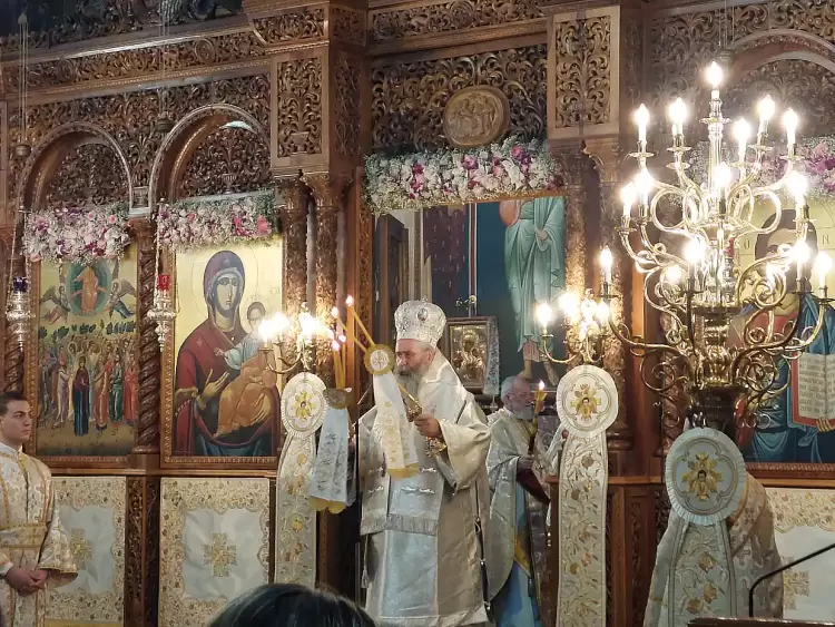 Κατερίνη: Λαμπρή Ανάσταση στη Θεία Ανάληψη με πλήθος πιστών (εικόνες) Κατερίνη: Λαμπρή Ανάσταση στη Θεία Ανάληψη με πλήθος πιστών