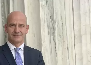 Μήνυμα Φώντα Μπαραλιάκου για το Άγιο Πάσχα Μήνυμα Φώντα Μπαραλιάκου για το Άγιο Πάσχα