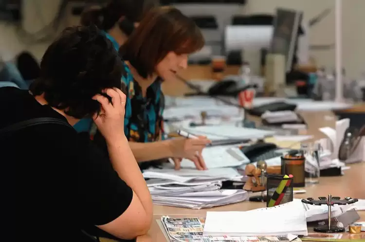 «Μύθος» ότι οι δημόσιοι υπάλληλοι καλοπληρώνονται - Τι δείχνει μελέτη του ΚΕΠΕ «Μύθος» ότι οι δημόσιοι υπάλληλοι καλοπληρώνονται – Τι δείχνει μελέτη του ΚΕΠΕ