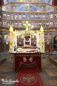 Οι “Επιτάφιοι” στους Ιερούς Ναούς στον Κολινδρό