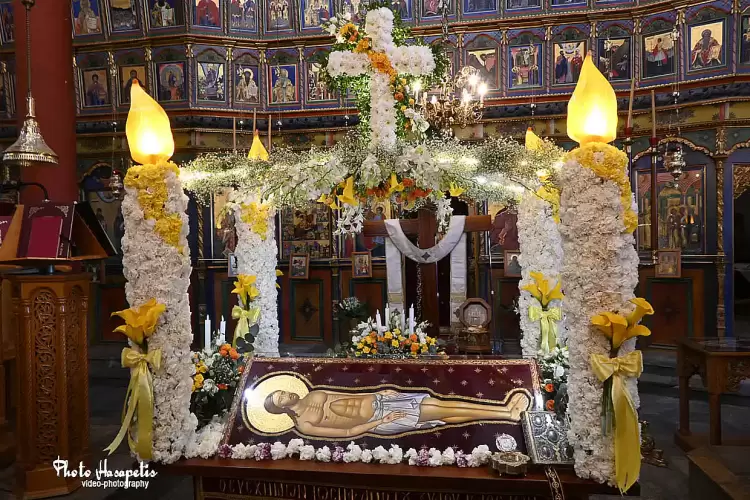 Οι “Επιτάφιοι” στους Ιερούς Ναούς στον Κολινδρό