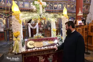 Οι “Επιτάφιοι” στους Ιερούς Ναούς στον Κολινδρό