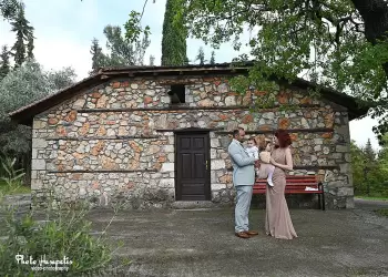 Η όμορφη βάπτιση του Χρήστου – Να σας ζήσει!