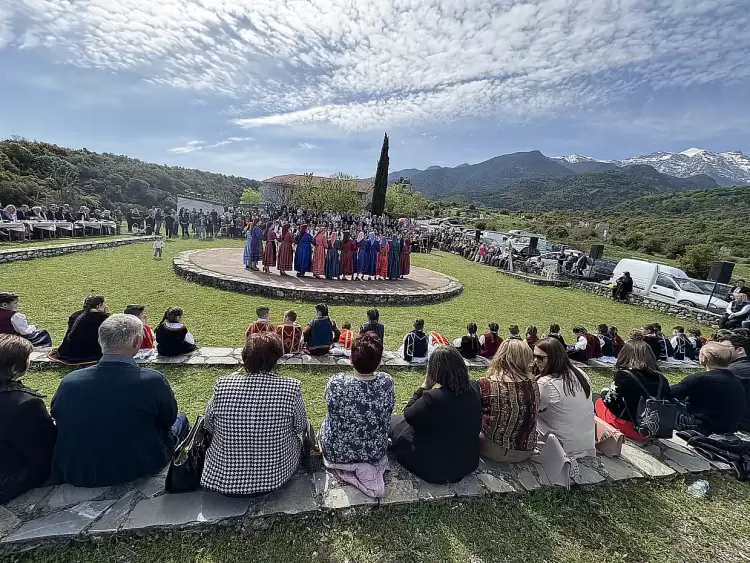 Παλαιά Βροντού Πιερίας: Αναβίωσε και φέτος το «Τραπέζι της αγάπης» (εικόνες) Παλαιά Βροντού Πιερίας: Αναβίωσε και φέτος το «Τραπέζι της αγάπης».