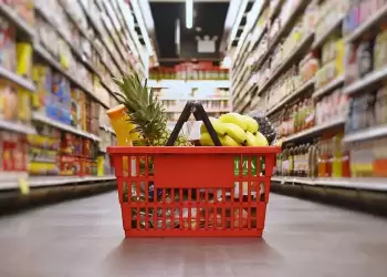 Παρατείνονται τα μέτρα για συγκράτηση τιμών σε τρόφιμα και βασικά είδη διαβίωσης 