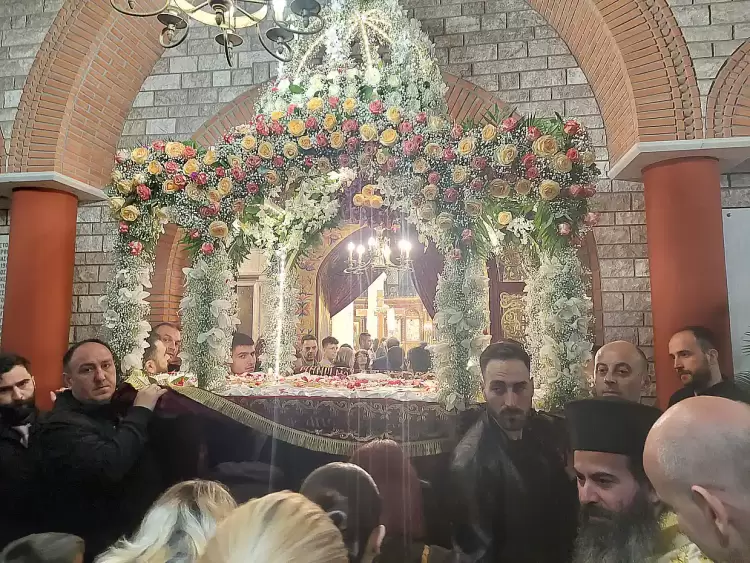 Η περιφορά του Επιταφίου στην Αγία Παρασκευή Στην Κατερίνη