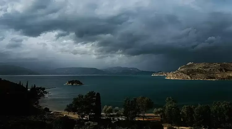 Πώς θα είναι ο καιρός σε Κατερίνη και Πιερία σήμερα Παρασκευή, 04 Απριλίου 2025: Νεφώσεις με τοπικές βροχές