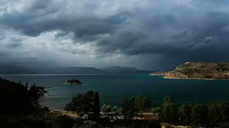 Πώς θα είναι ο καιρός σε Κατερίνη και Πιερία σήμερα Πέμπτη, 17 Απριλίου 2025: Νεφώσεις με τοπικές βροχές