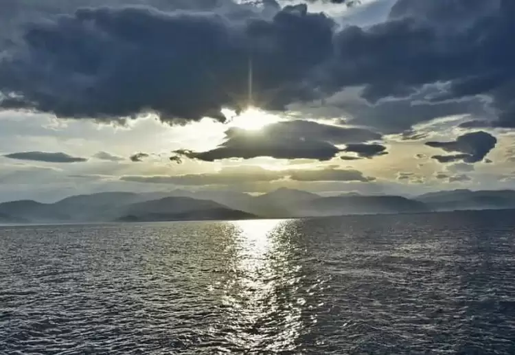 Πώς θα είναι ο καιρός σε Κατερίνη και Πιερία σήμερα Κυριακή, 06 Απριλίου 2025: Νεφώσεις και πτώση της θερμοκρασίας