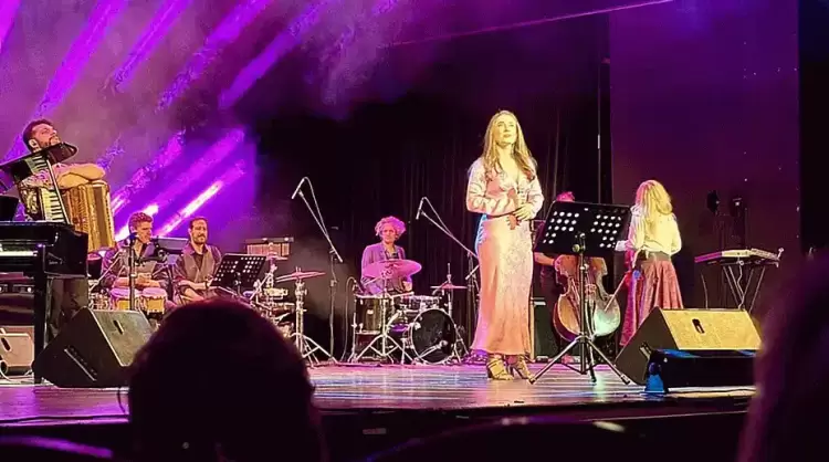 Η σοπράνο Σοφία Ζώβα από την Κατερίνη στο πλευρό της Ευανθίας Ρεμπούτσικα για τη Μέριμνα