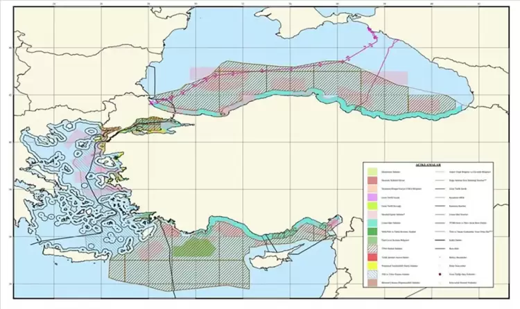 Η Τουρκία παρουσίασε τον δικό της «Θαλάσσιο Χωροταξικό Σχεδιασμό», κόβει το Αιγαίο στα δυο και υμνεί την Γαλάζια Πατρίδα Η Τουρκία “κόβει” το Αιγαίο στα δύο με νέο χάρτη για τη Γαλάζια Πατρίδα