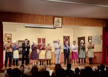 𝚮 Ένωση Ποντίων Πιερίας ενθουσίασε  με την  παρουσία του θεατρικού της τμήματος