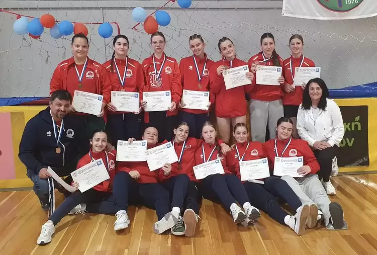 3η θέση και μετάλλιο για τα κορίτσια του Αίολου Κατερίνης στο Final 4 K16