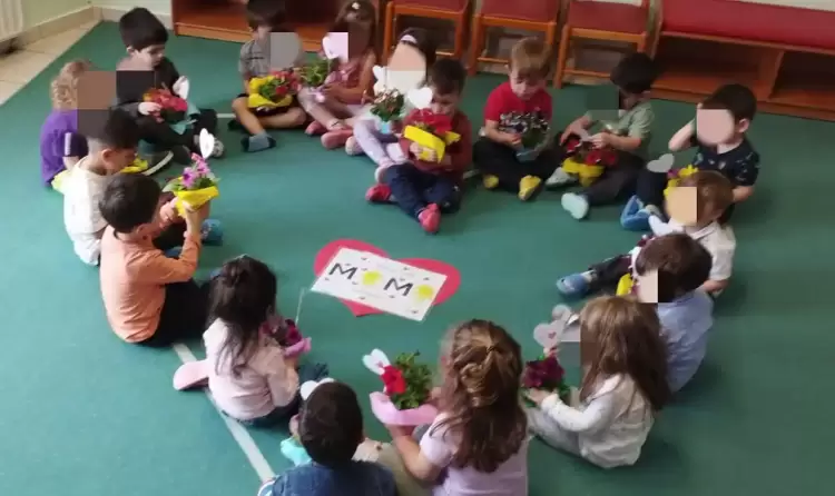 Η μητέρα πηγή ζωής & έμπνευσης: Ο Δήμος Κατερίνης τίμησε τον ανεκτίμητο ρόλο της Η μητέρα πηγή ζωής & έμπνευσης: Ο Δήμος Κατερίνης τίμησε τον ανεκτίμητο ρόλο της