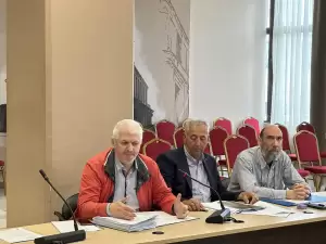 Δημοτικό Συμβούλιο Κατερίνης: Η Παραλία Κατερίνης χωρίς προβλήτα - Έντονη πολιτική αντιπαράθεση (vid - pics) Live: Συνεδριάζει το δημοτικό συμβούλιο Κατερίνης